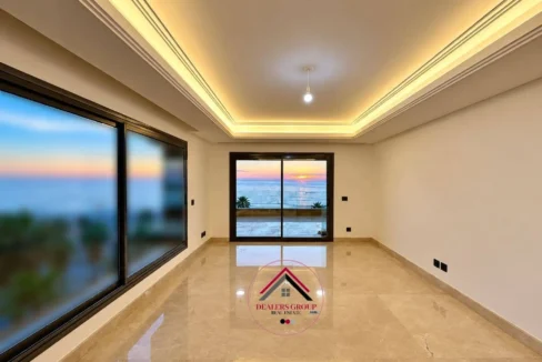 Full Sea View Modern Deluxe Apartment for sale in Ramlet el Bayda