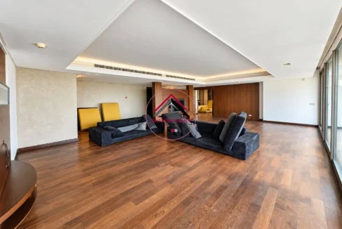 Private Terrace ! Modern Aparmtment for sale in saifi