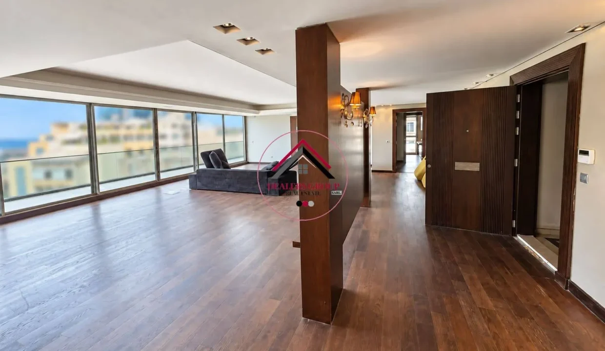 Private Terrace ! Modern Aparmtment for sale in saifi