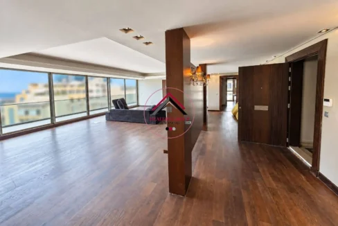 Private Terrace ! Modern Aparmtment for sale in saifi