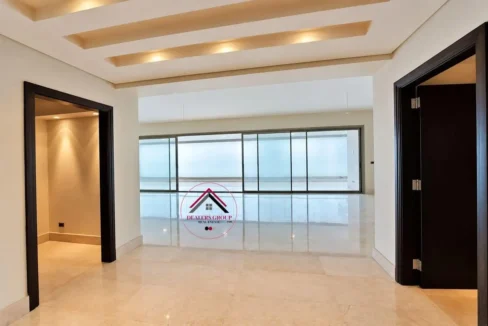 Sea View Deluxe Apartment for sale in Clemenceau