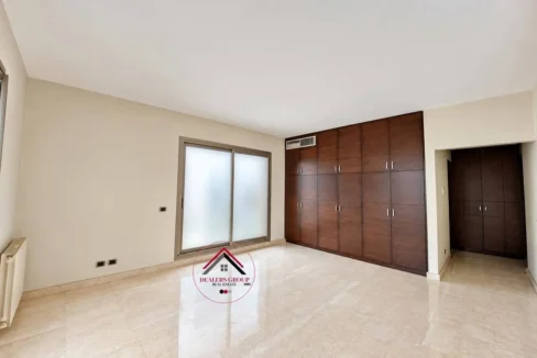 Sea View Deluxe Apartment for sale in Clemenceau