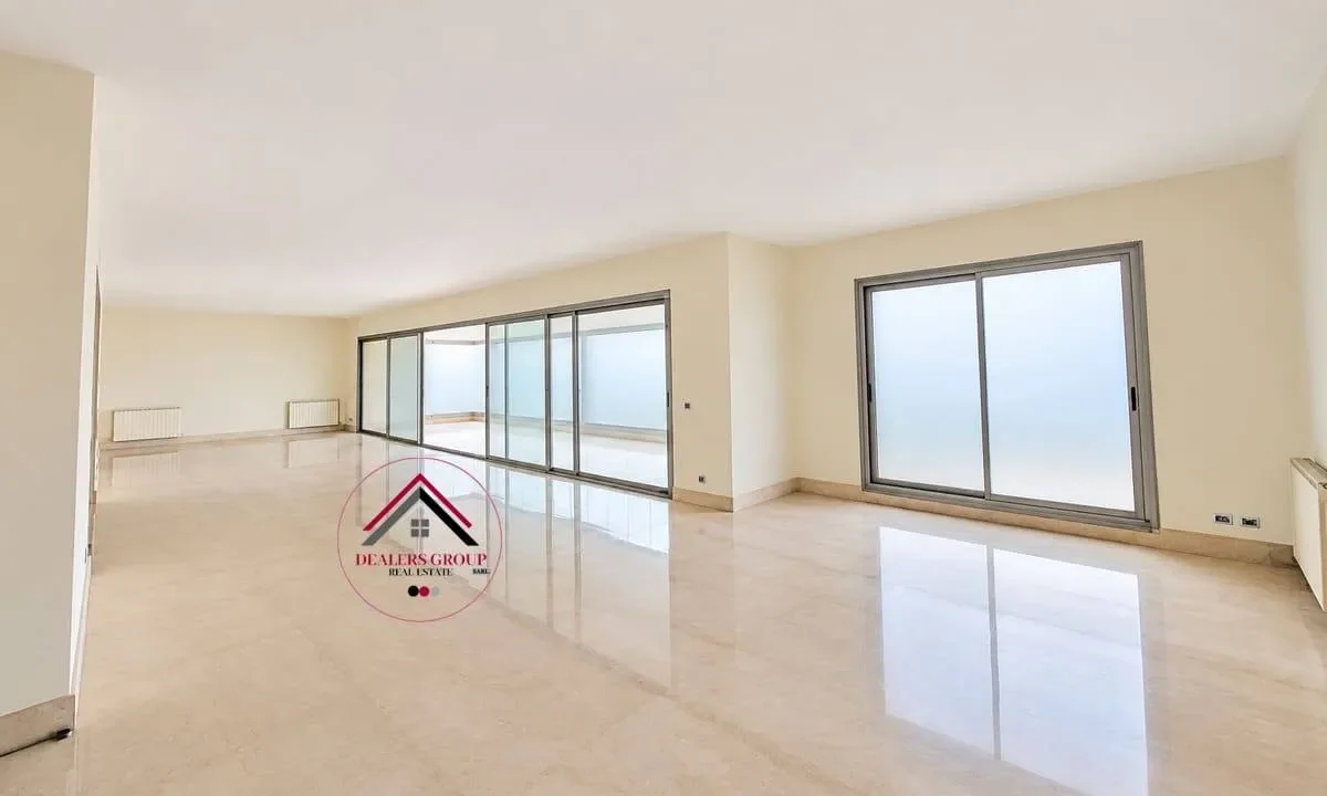 Sea View Deluxe Apartment for sale in Clemenceau